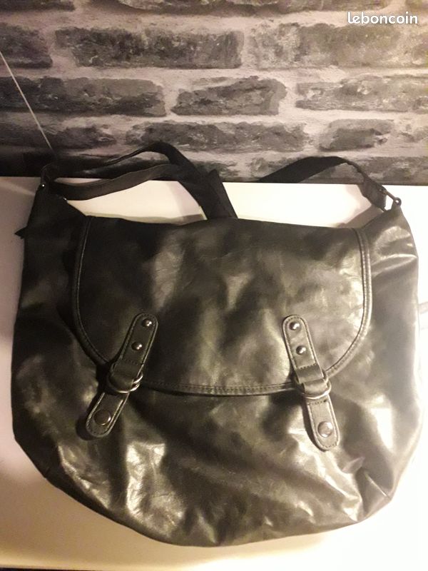 Sac noir (image 1)