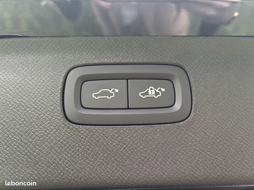 VOLVO XC90 T8 AWD Hybride Rechargeable 455 ch Geartronic 8 7pl Ultra Style Chrome (image 24)