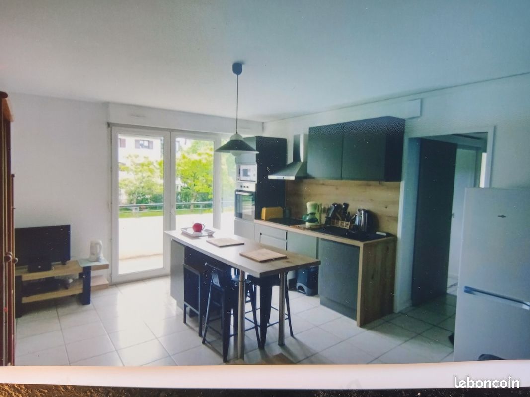 Appartement 3 pièces 51 m² · à Saint-Alban-Leysse · 51 m² · 900 €/mois