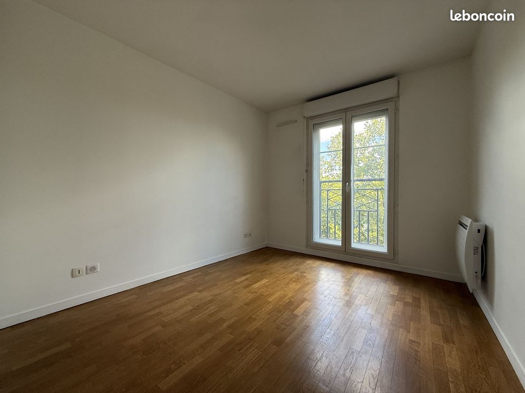 Appartement a louer - 3 pièce(s) - 62 m2 - Surfyn