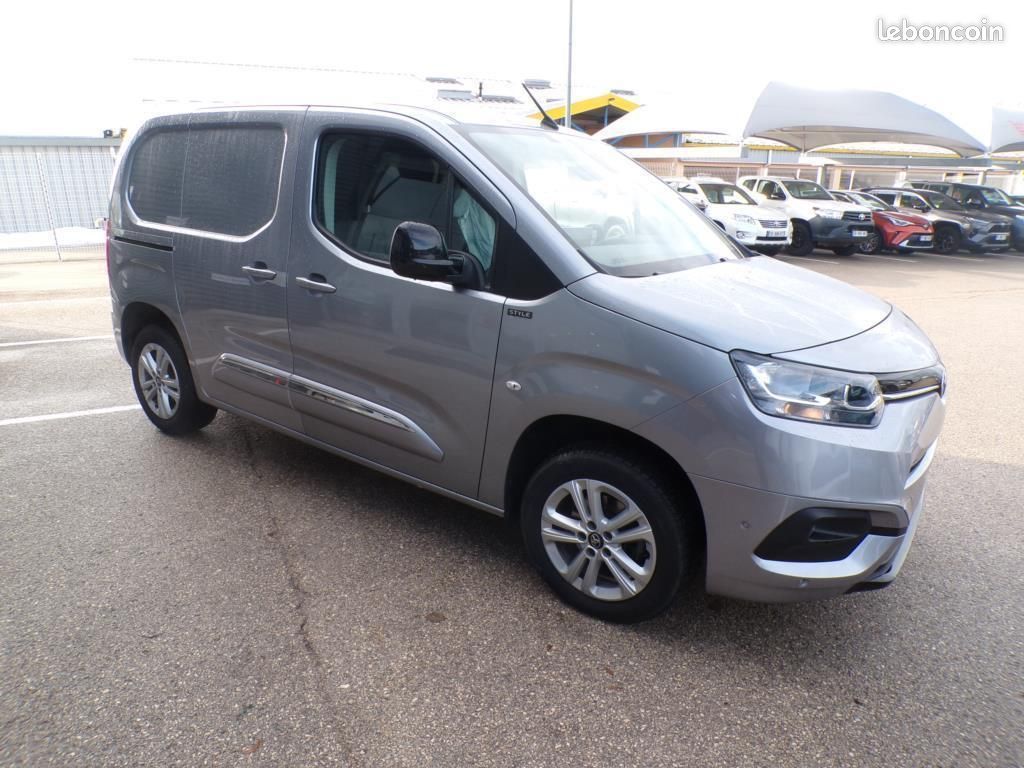 Toyota Proace City 1.5 D-4D 100 MEDIUM STYLE (image 3)