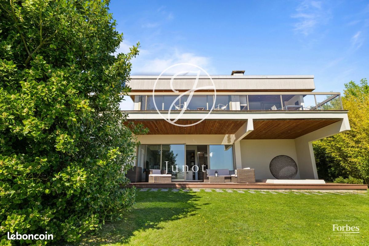 Maison 10 pièces 357 m² · à Marly-le-Roi · 357 m² · 1 950 000 €