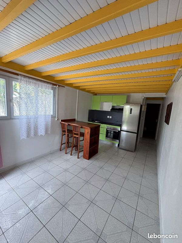 Appartement 3 pièces 30 m² · à Le Gosier · 30 m² · 650 €/mois