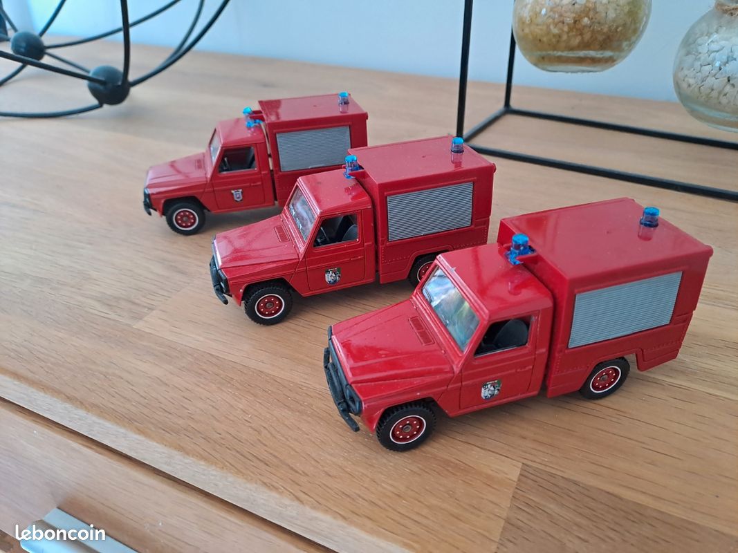 Peugeot J9 Desautel Pompiers IXO/HACHETTE