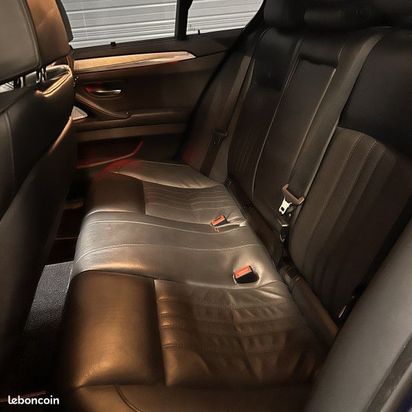 Bmw M5 (F10) 4.4 V8 560CH DKG7 LCI | Caméra 360 | Bang & Olufsen | Toit Ouvrant (image 18)
