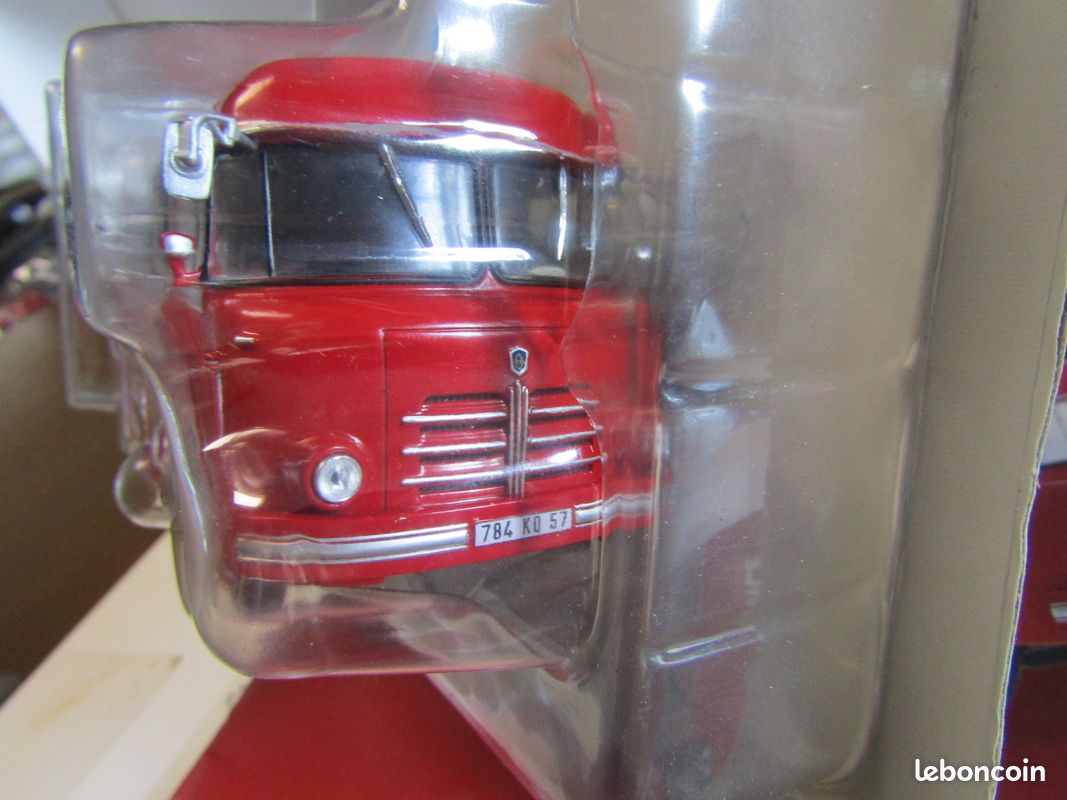 Parade Résine 1/50 - Berliet GLR Citerne Pompiers | UK