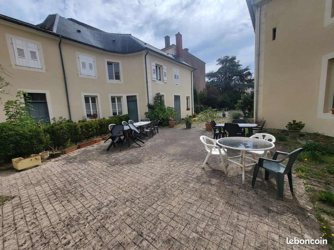 Appartement 4 pièces 105 m² · à Nancy · 105 m² · 1 200 €/mois