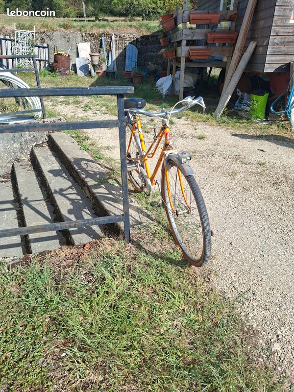 Vélo ancien Peugeot (image 2)