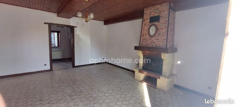 Maison 5 pièces 138 m² · à Arquian · 138 m² · 68 000 €