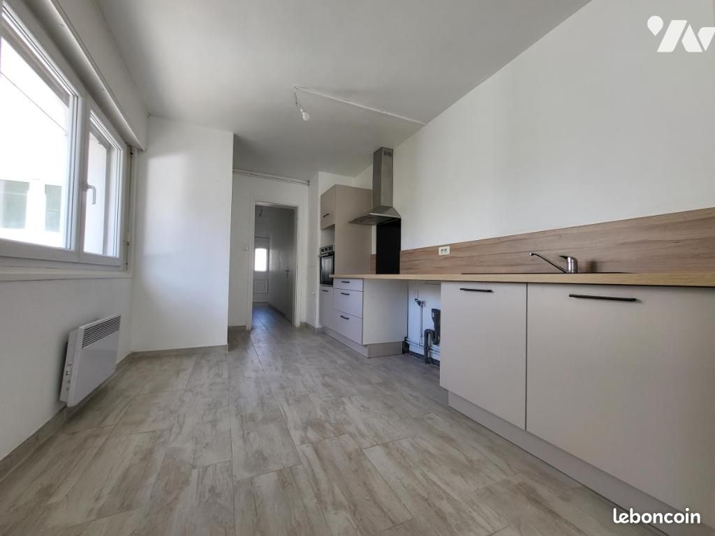 Maison 2 pièces 96 m² · à Lumbres · 96 m² · 695 €/mois
