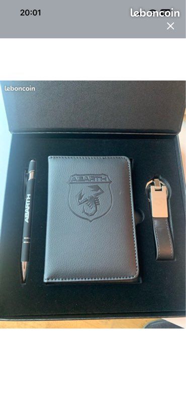 Porte Carte Grise Abarth - Noir Faux Cuir Éco Léger - Édition Limitée