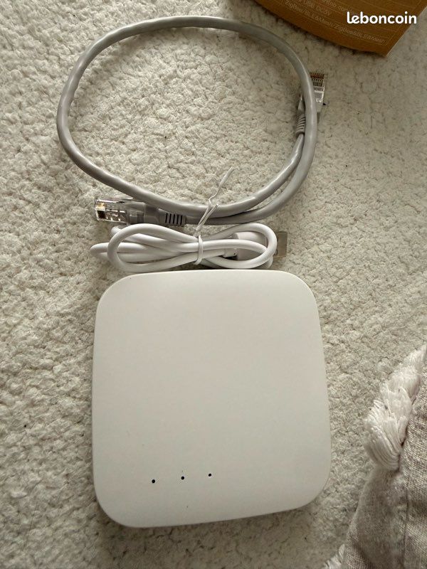 Wired smart gateway moes (image 1)