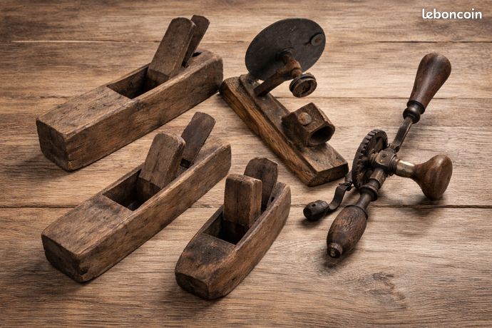ANCIEN VILEBREQUIN, CHIGNOLE, Perceuse à main Et 10 Mèches à Bois EUR 15,00 - FR