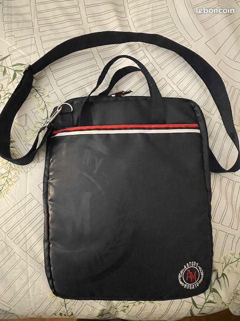 Sacoche, pochette pour tablette / ordinateur portable (image 1)