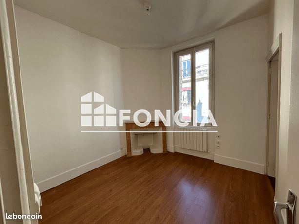 Appartement 2 pièces 43 m² — 8