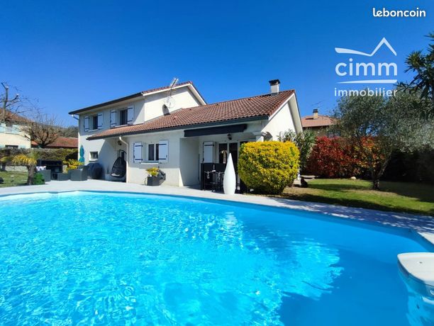 Villa 4 pièces 136 m²