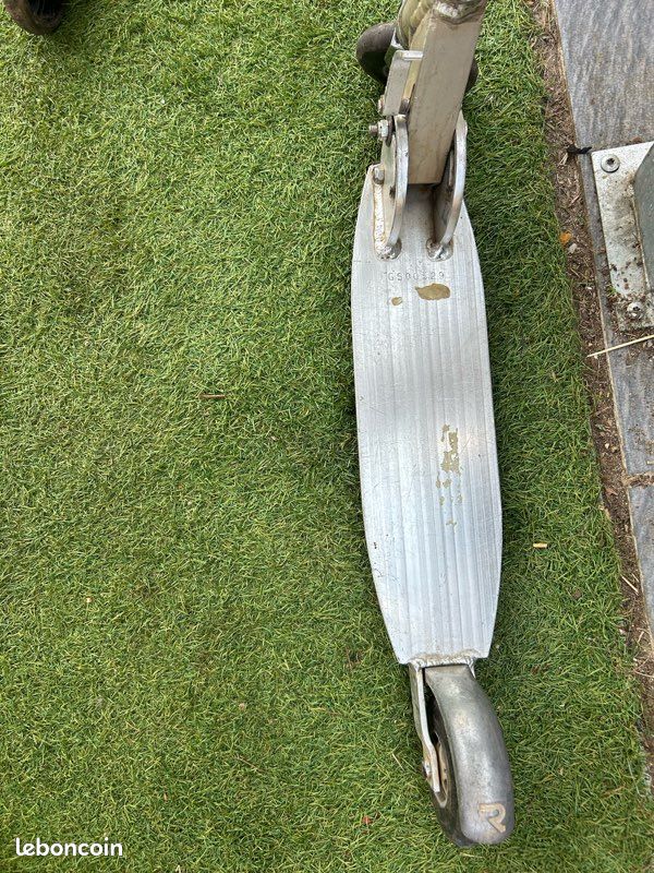 Trottinette pliable 80 cm (image 2)