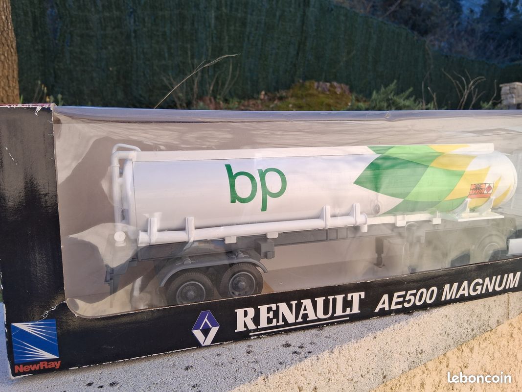 Camion Renault AE500 BP - Collection