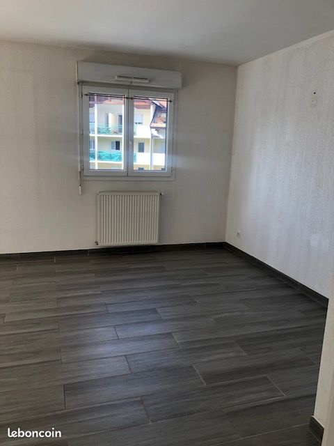 Appartement 3 pièces 69 m² · à La Roche-sur-Foron · 69 m² · 1 370 €