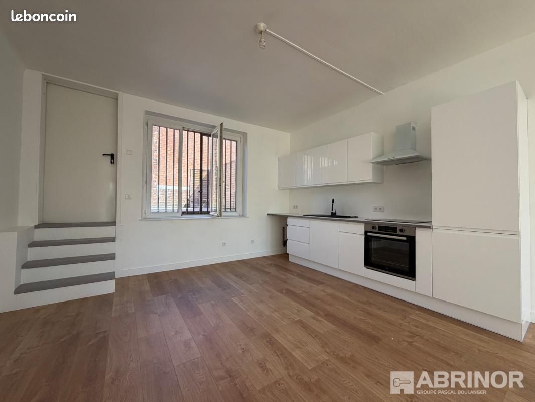 Immeuble 5 pièces 130 m² · à Loos · 130 m² · 319 000 €
