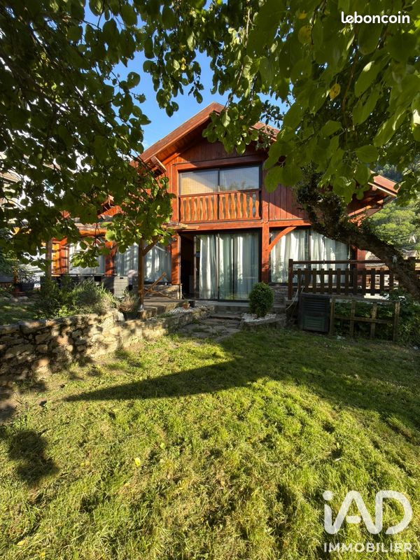 Maison 5 pièces 112 m² · à Mérens-les-Vals · 112 m² · 178 000 €