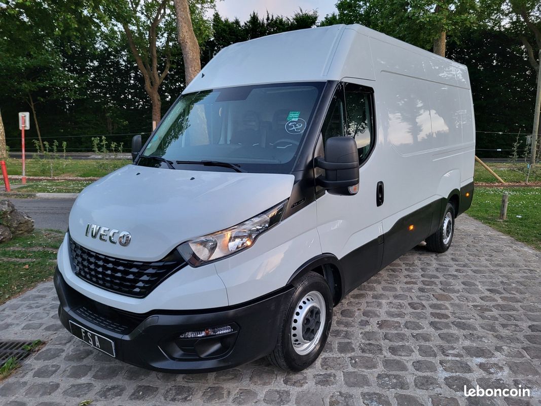 Iveco daily fourgon gn 33 s 14s v12/p h2 quad-leaf bvm6 (image 1)