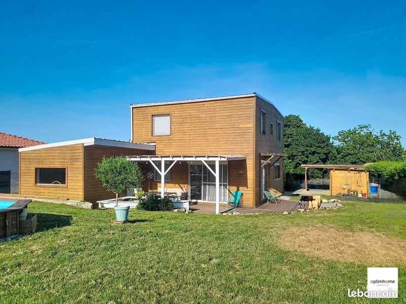Maison 5 pièces 119 m² · à Nomdieu · 119 m² · 243 000 €