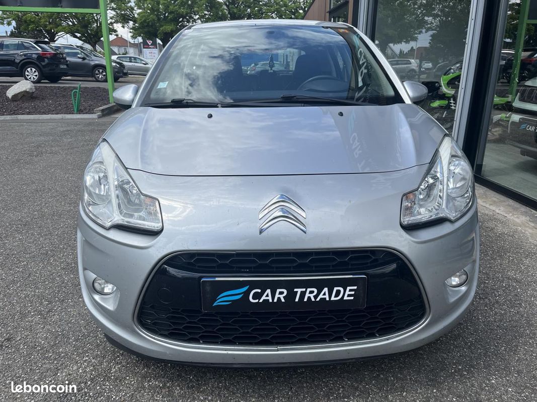 CITROEN C3 1.4 HDi FAP - 70 - Confort - CAR PLAY - REGULATEUR - SUIVI - TURBO-DISTRI- EMBRAYAGE-OK (image 6)