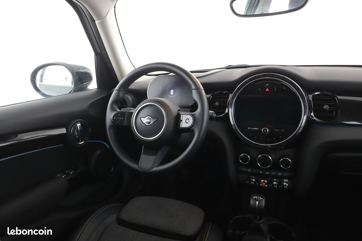 MINI Mini Cooper S Edition Camden BVA7 5P 178 ch (image 7)