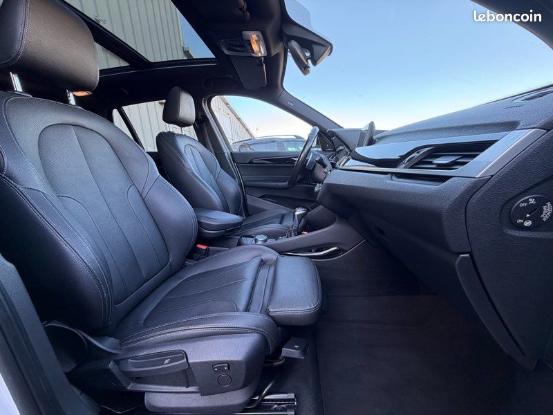 BMW X1 (F48) 25d xDrive 2.0 d 231 cv BVA8 M Sport HARMAN/KARDON/TOIT OUVRANT/CAMERA/XENON/TETE HAUTE (image 4)