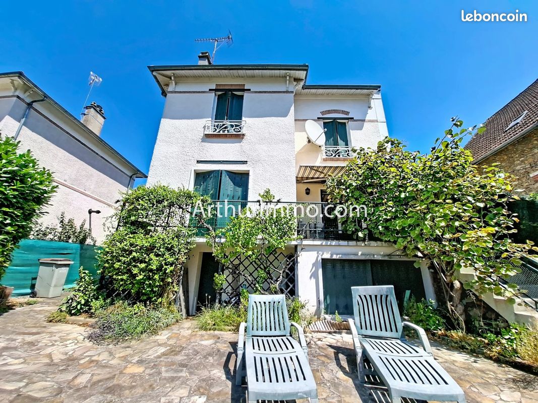 Maison 5 pièces 106 m² · à Crosne · 106 m² · 399 900 €