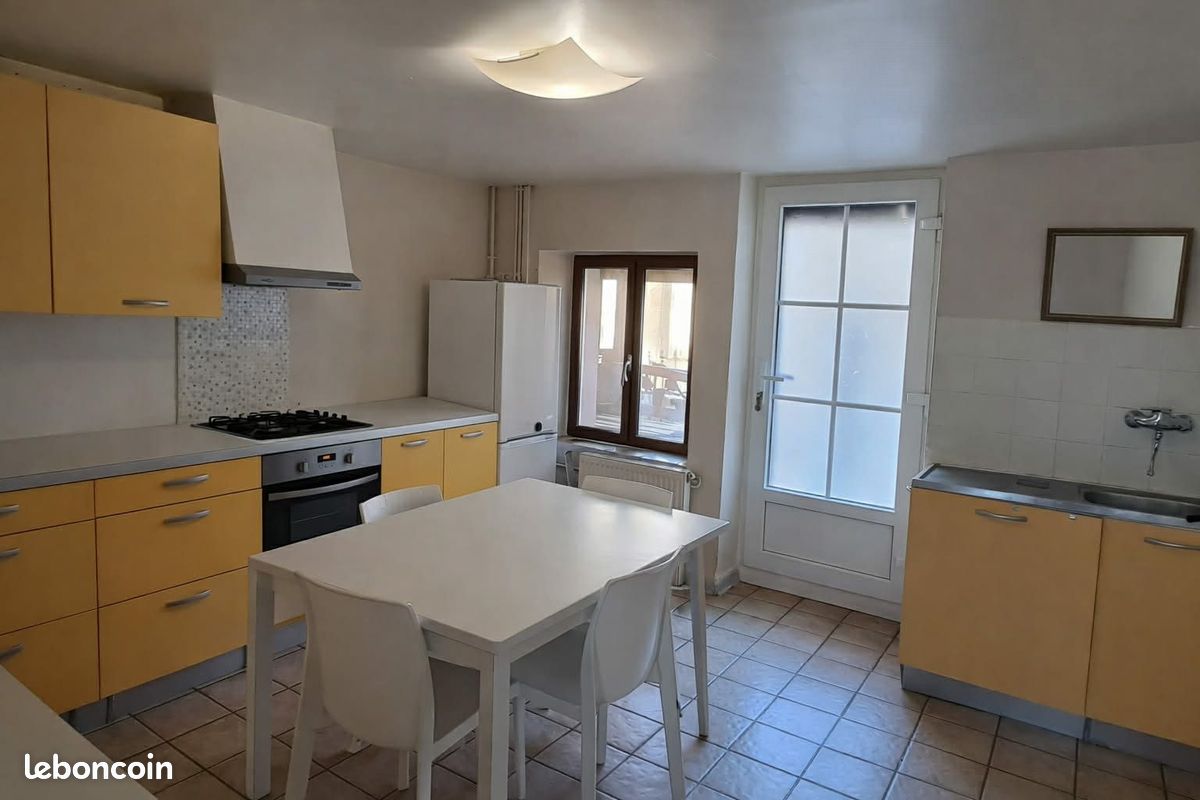 Maison 5 pièces 114 m² · à Vrigne aux Bois · 114 m² · 65 000 €