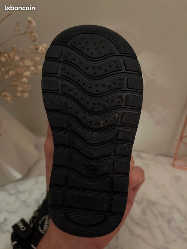 Chaussure enfants T.20 (image 5)