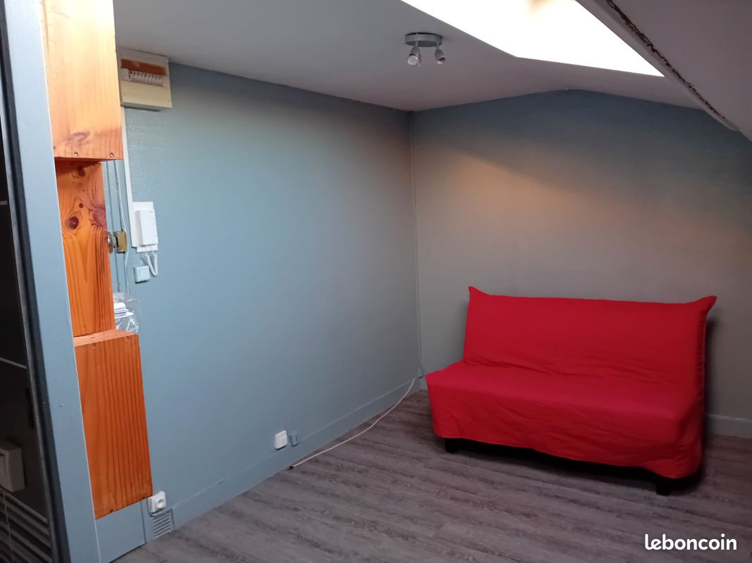Appartement 1 pièce 17 m² · à Angoulême · 17 m² · 300 €/mois