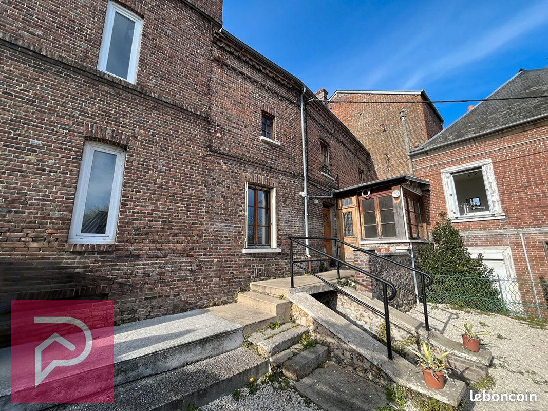 Immeuble 6 pièces 174 m² · à Bernay · 174 m² · 206 500 €