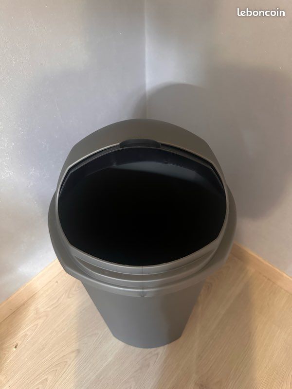 Poubelles (image 3)