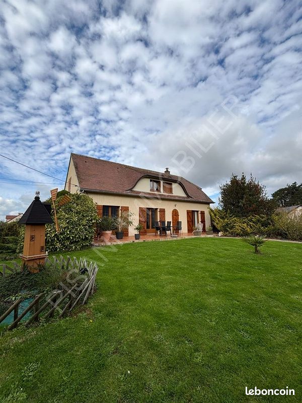 Maison 7 pièces 182 m² · à Épreville · 182 m² · 357 000 €