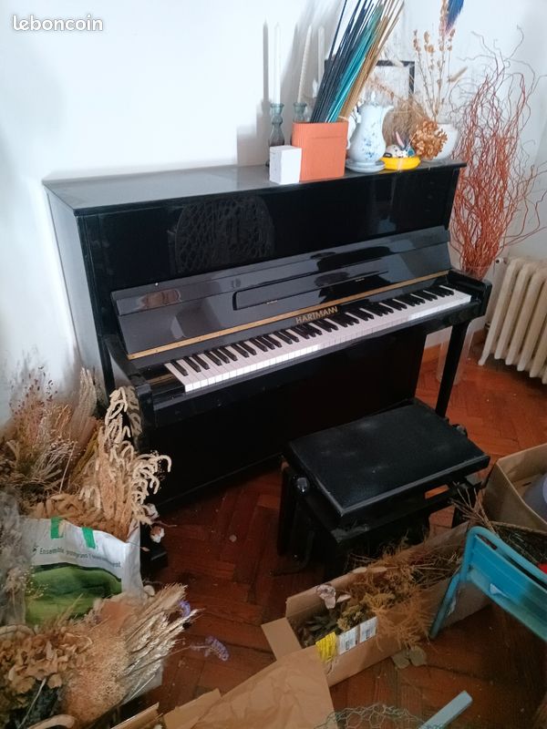 Piano Hartmann (image 1)