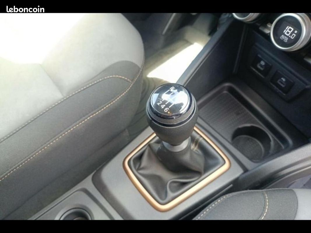 Dacia Duster 1.3 TCe 130ch FAP Extreme 4x2 (image 17)