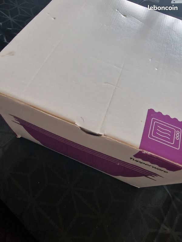 Tupperware (image 1)