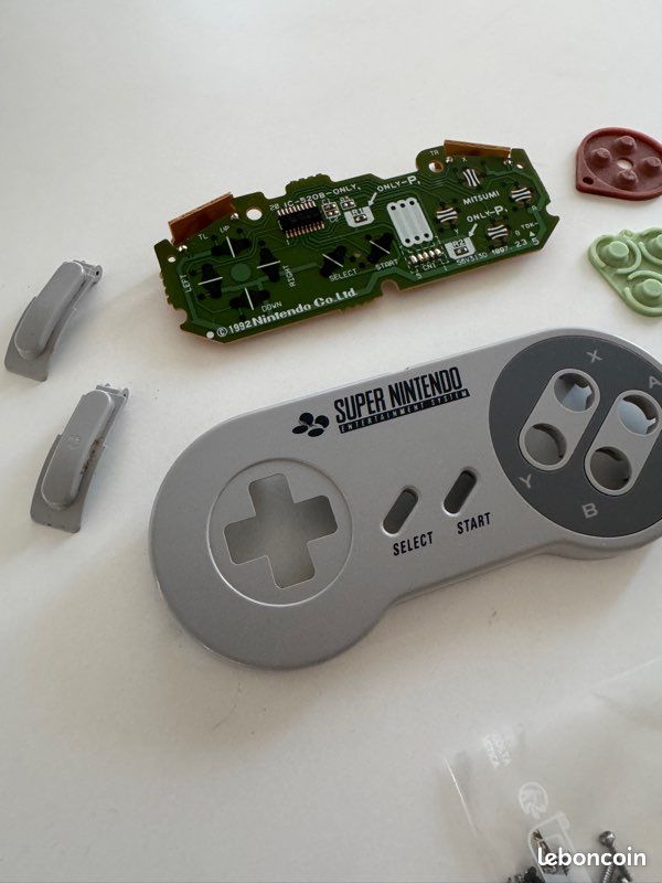 Manette de Super Nintendo démontée pièces détachées (image 2)