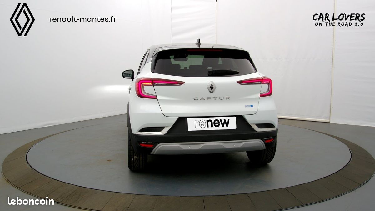 RENAULT Captur E-Tech 145 - 21B Initiale Paris (image 3)