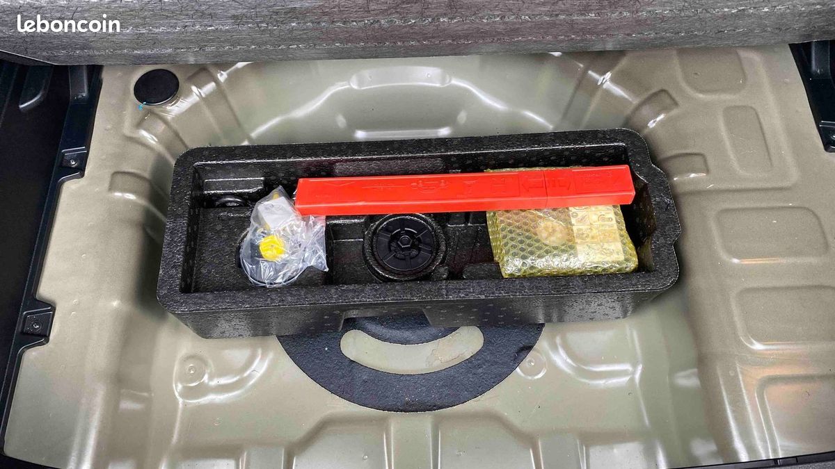 KIA Stonic 1.0 T-GDi 100 ch BVM6 Active (image 11)