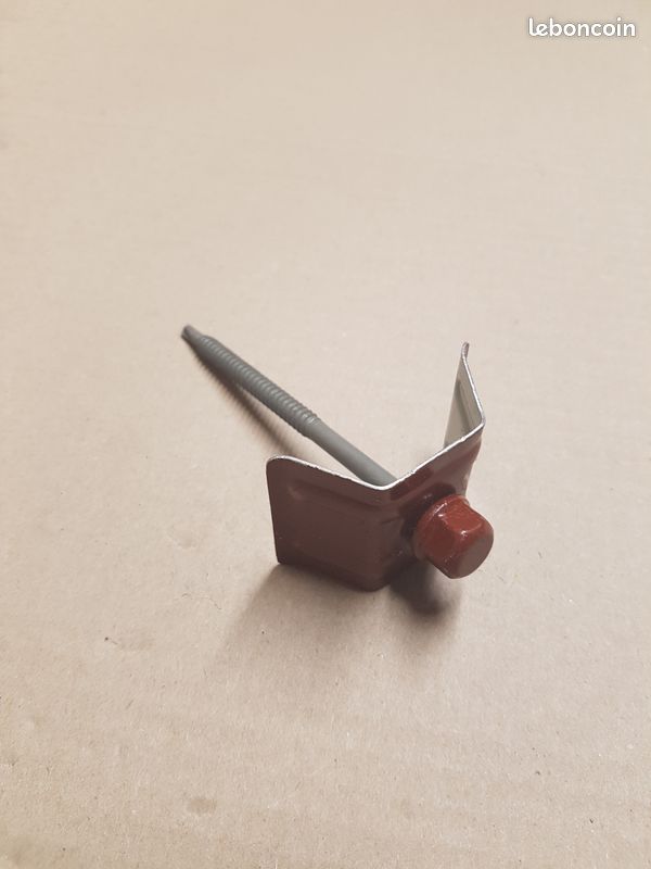 Vis de fixations + cavaliers RAL 8012 (image 1)