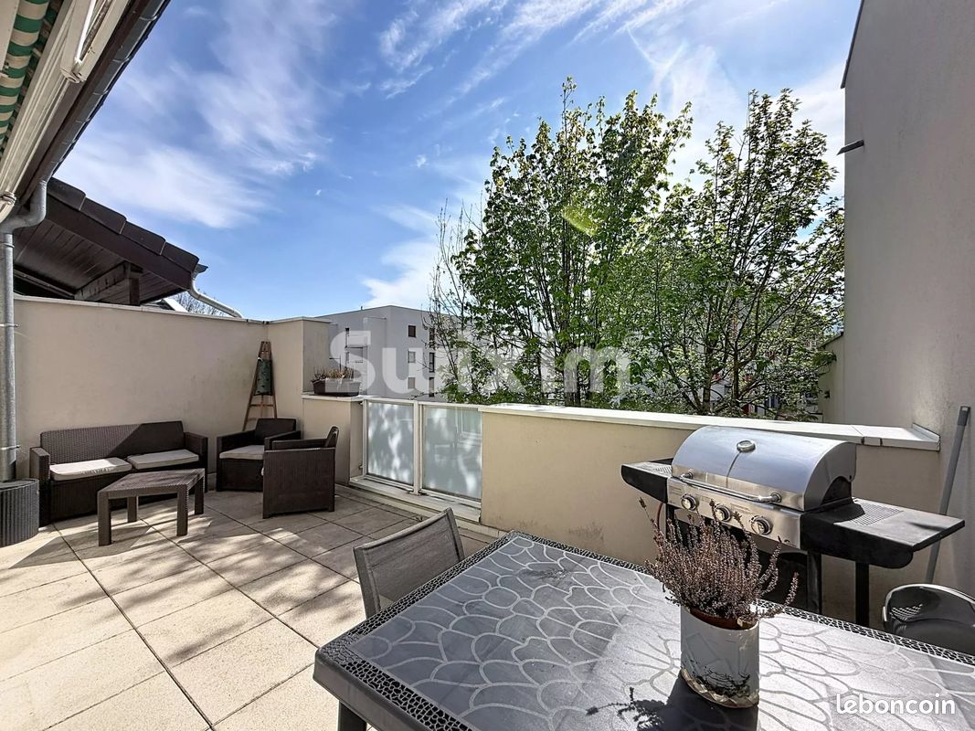 Appartement 4 pièces 94 m² · à Gex · 94 m² · 450 000 €