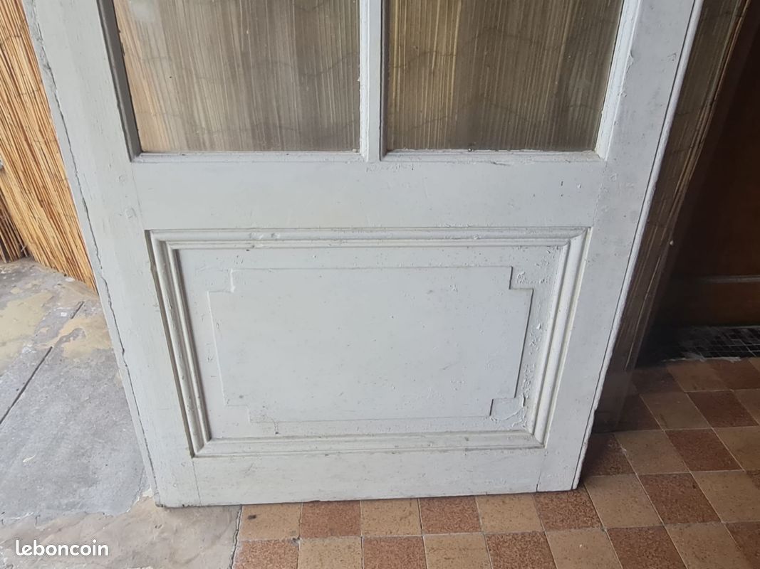 Portes grandes à carreaux en verre (image 3)