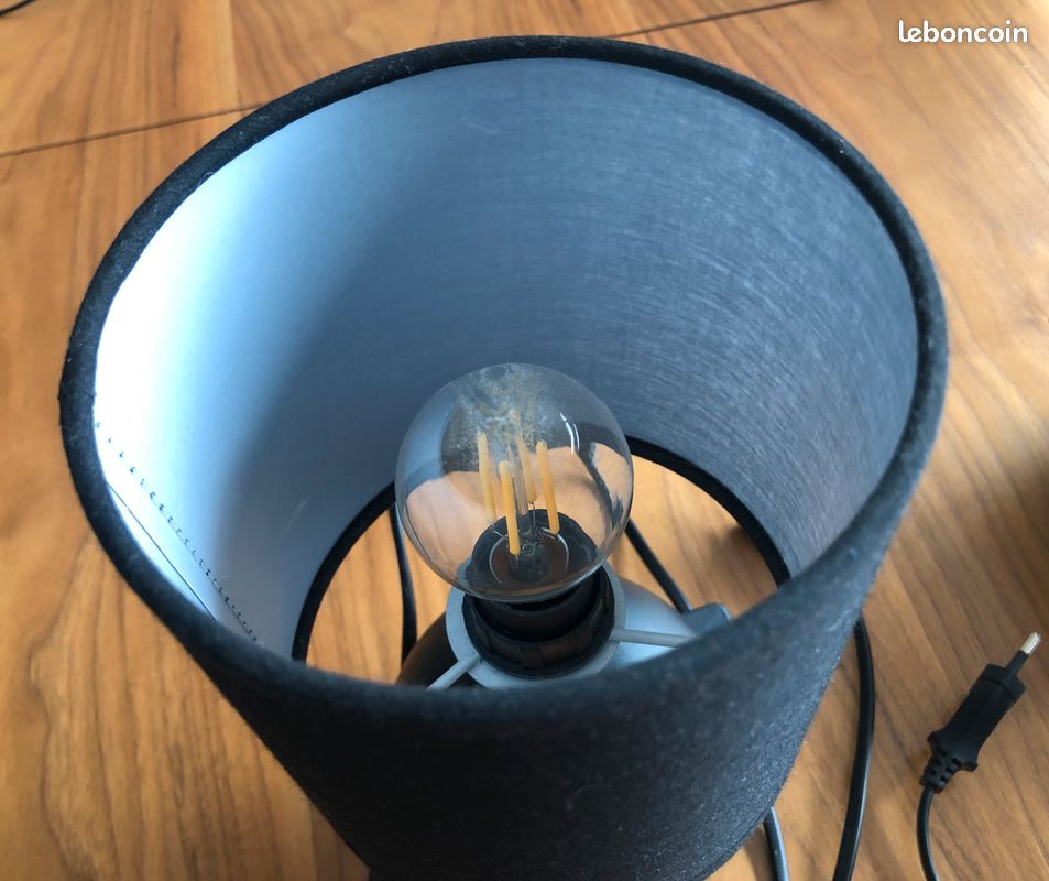 2 lampes chevet noires (image 3)