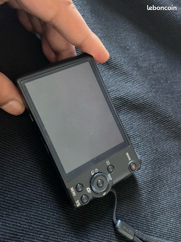 Nikon Coolpix AW100 waterproof (image 12)