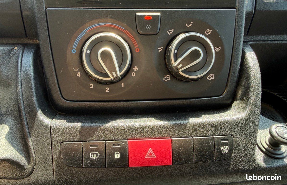Peugeot Boxer FOURGON TOLE335 L2H2 bluehdi 120 PRO*2021* TVA RECUPERABLE (image 13)