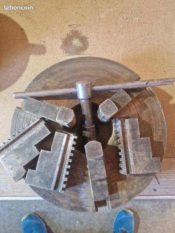 Mandrin Tour Triumph 3 Mâchoires 8mm - Ancien Outil Horloger USA